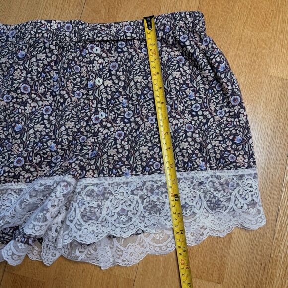 Anthropologie Victoriana Lace-Trim Shorts Multi M EUC Coquette Boudoir Boho Chic - Picture 7 of 16